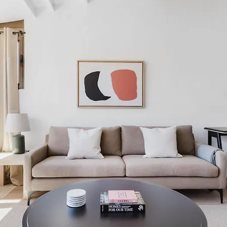 Blueground Galvany Furnished Penthouse Bcn-135 Апартаменты